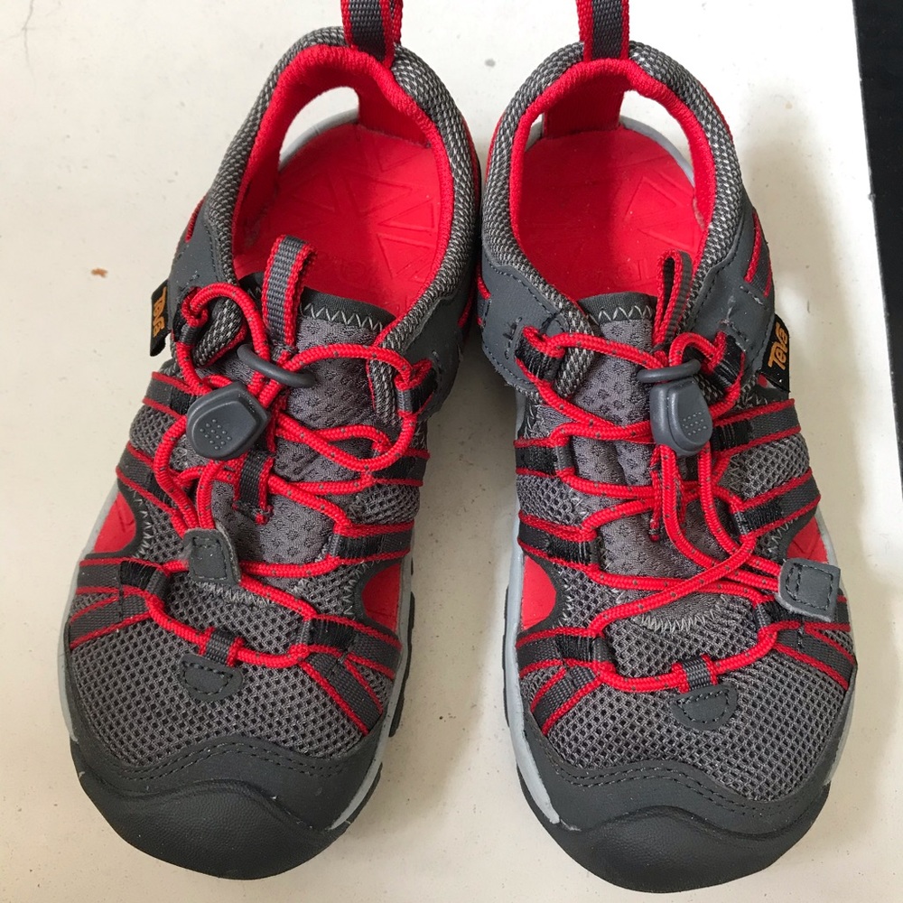 Boys TEVA sandals